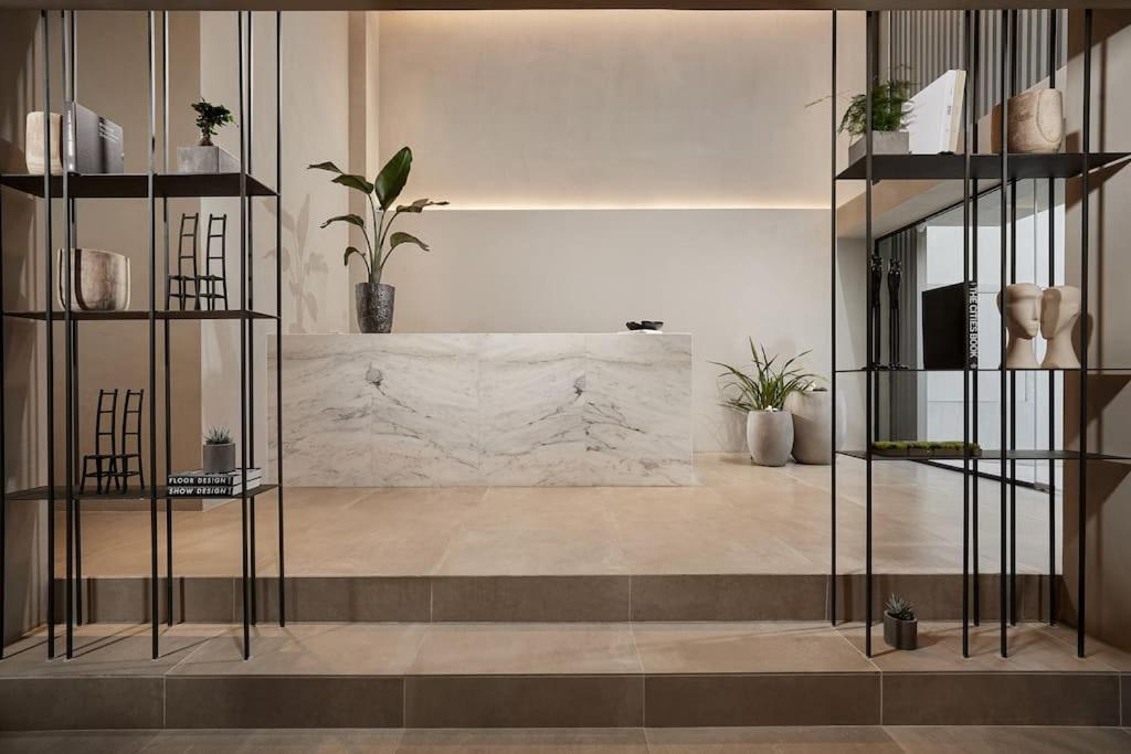 Cw Athens Riviera Suite Exterior photo